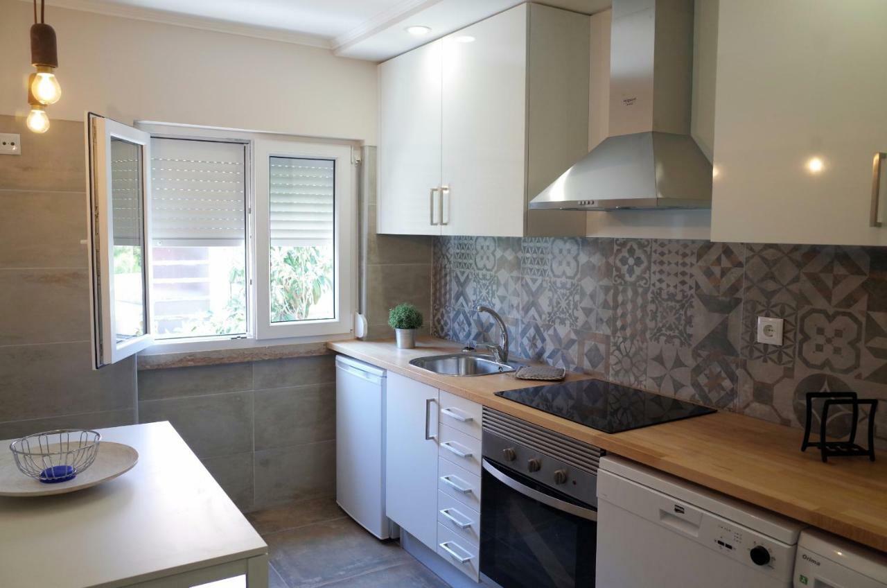 Lisbon Beach Apartments 3 コスタ・ダ・カパリカ エクステリア 写真