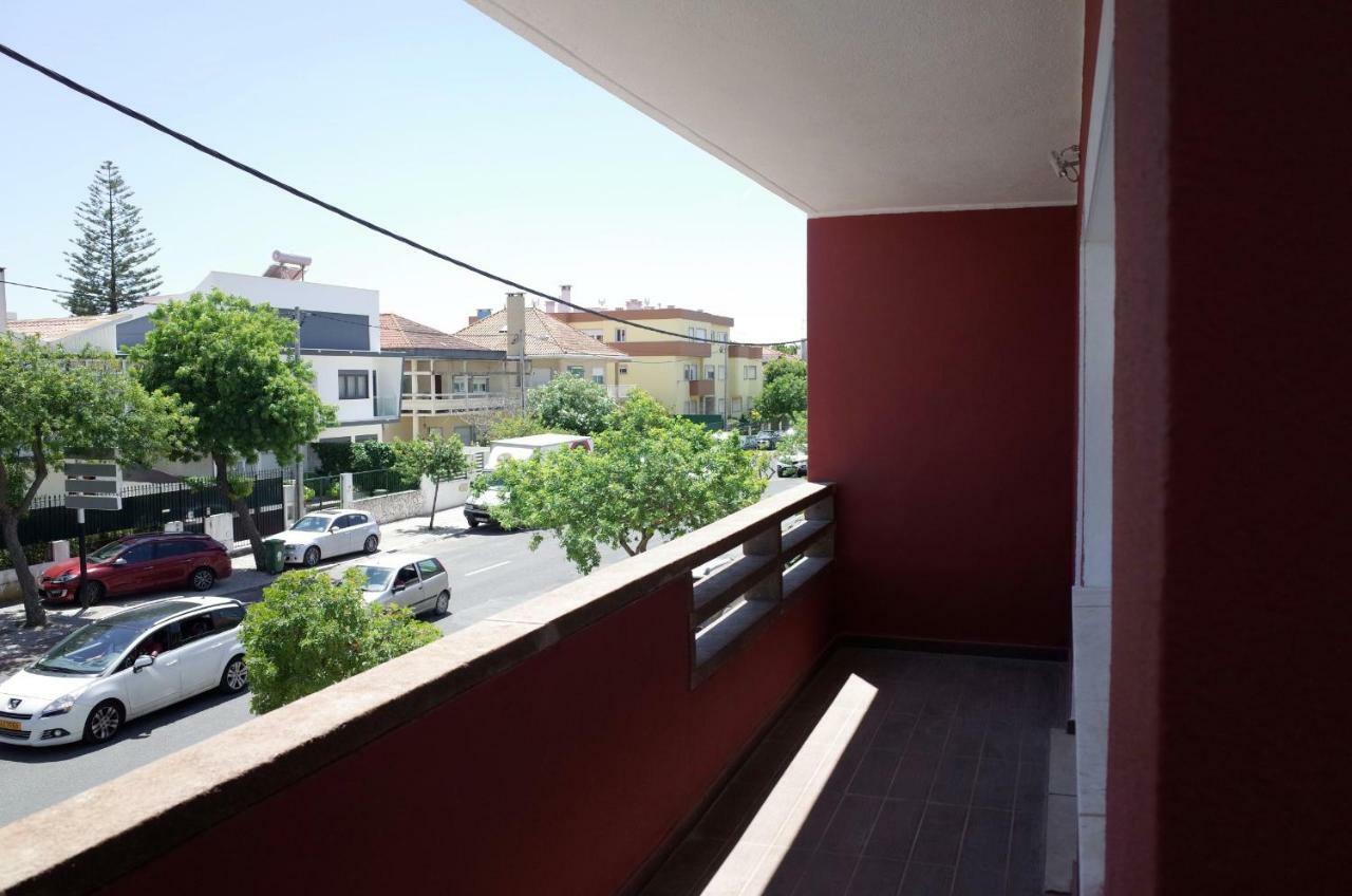 Lisbon Beach Apartments 3 コスタ・ダ・カパリカ エクステリア 写真